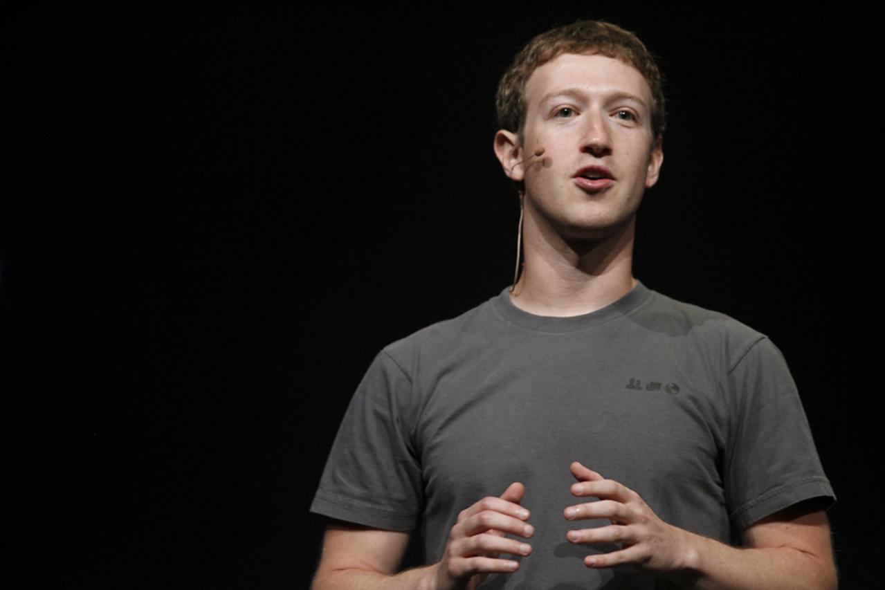 '(FILES)Facebook CEO Mark Zuckerberg delivers a keynote during the Facebook f8 Developer Conference at the San Francisco Design Center in San Francisco in this September 22, 2011 file photo in Califor