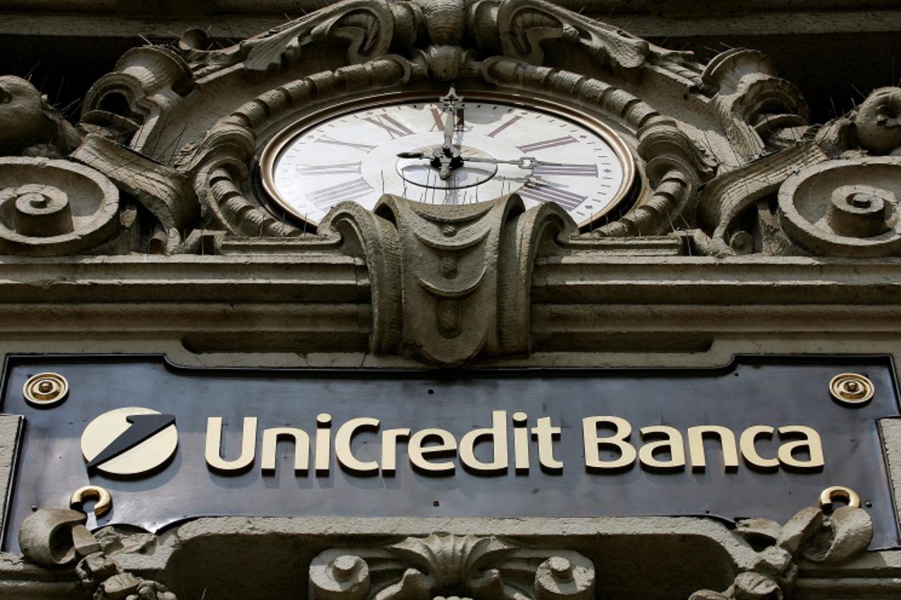 \'The Unicredito logo on top of the main door of the bank headquarter in Milan 12 June 2005. Unicredito, Italy\'s biggest bank, has agreed to take over German bank HypoVereinsbank (HVB) in a five-for-