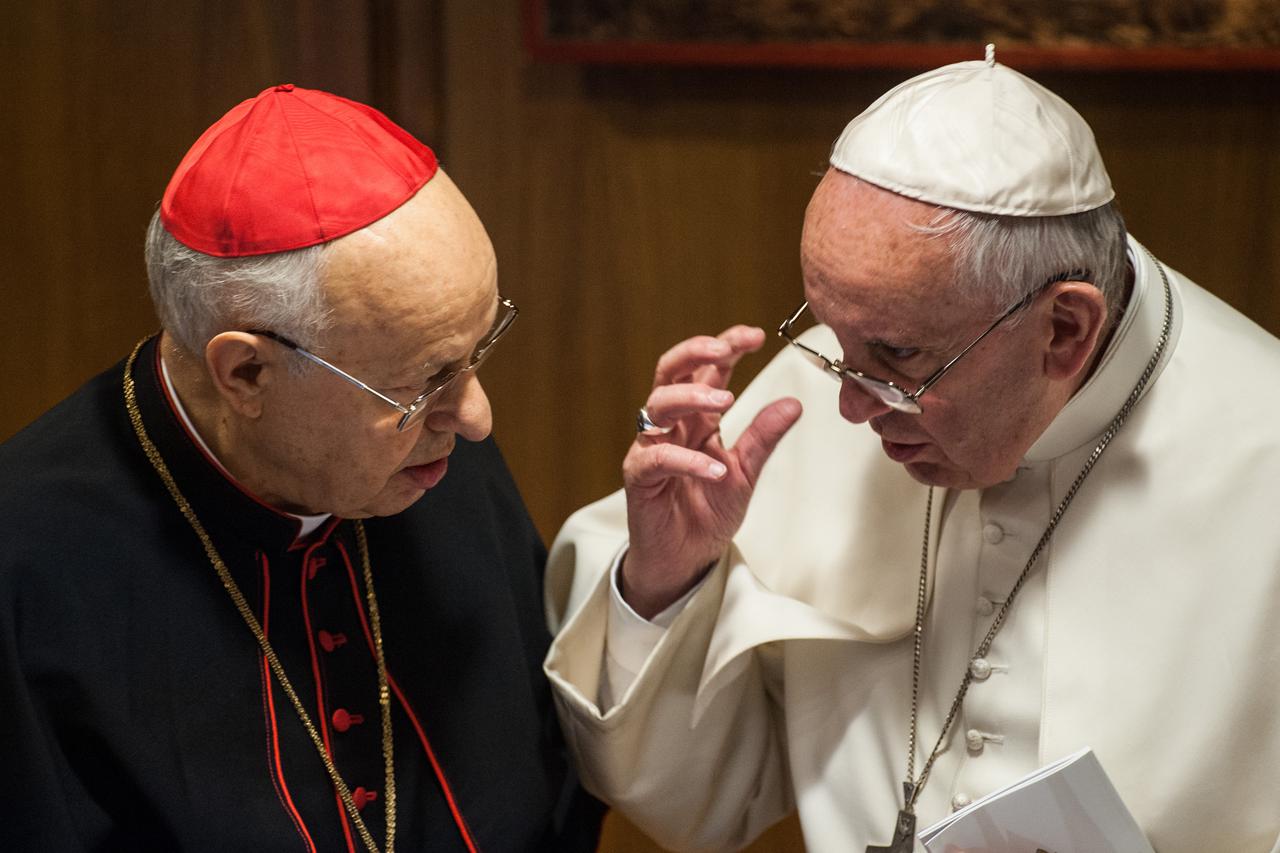 October 23 2015 : Pope Francis speaks with Card. Lorenzo Baldisseri during the morning session of the Synod of Bishops on the family, at the Vatican./IPA/PIXSELLPhoto: IPA/PIXSELL