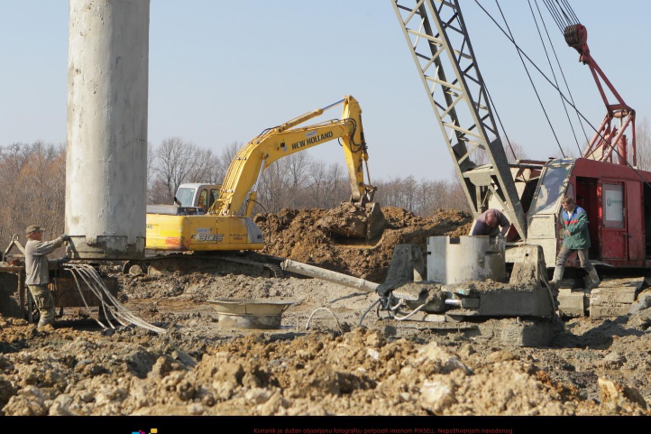 \'02.03.2012., Krizevci - Izgradnja autoceste A12, dionica kod Krizevaca - ilustracije.  Photo: Marijan Susenj/PIXSELL\'