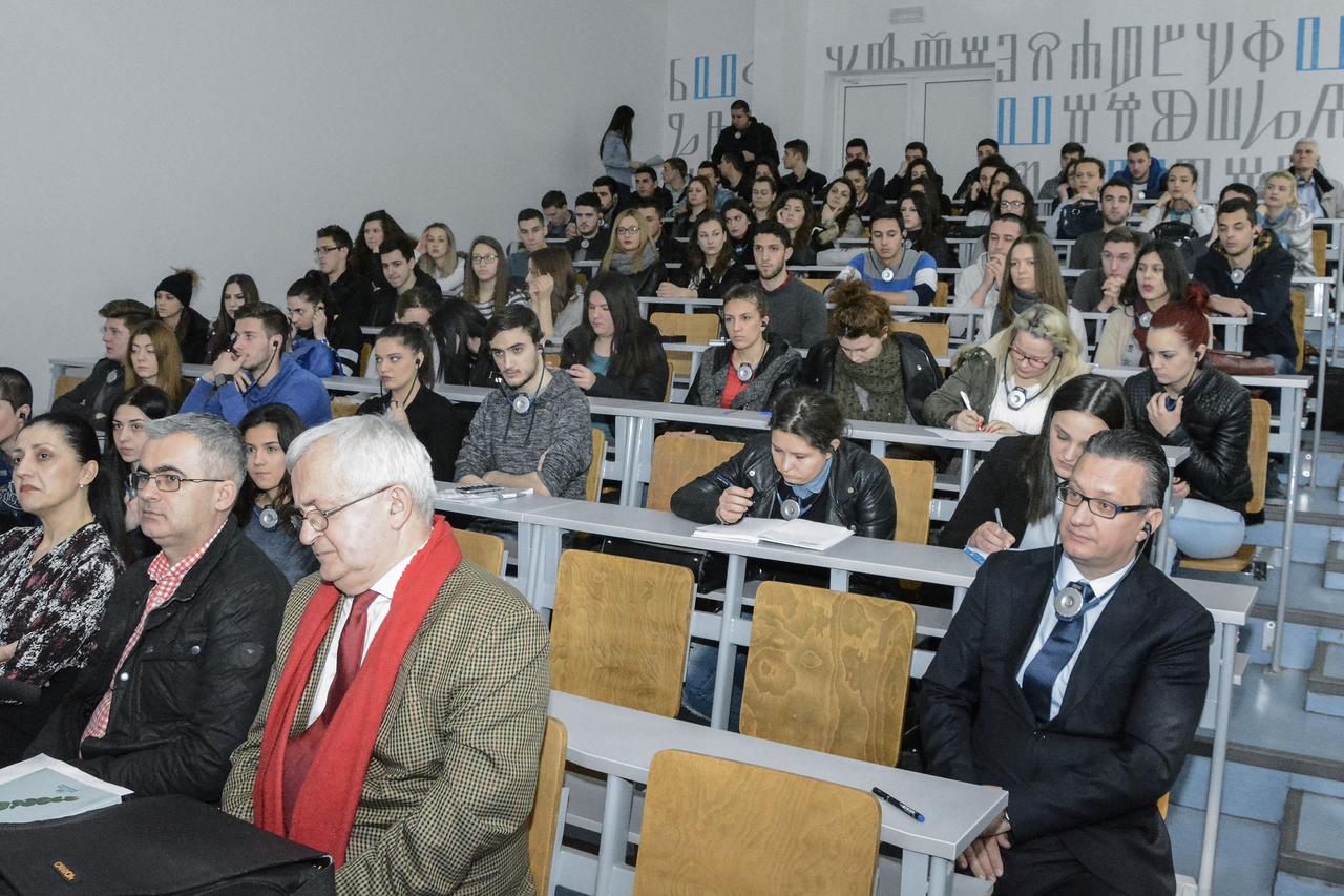 BiH,14.02.16.Mostar, Direktor zaklade Konrad Adenauer u BiH, dr.sc. Karsten Dummel održao je danas predavanje pod nazivom 