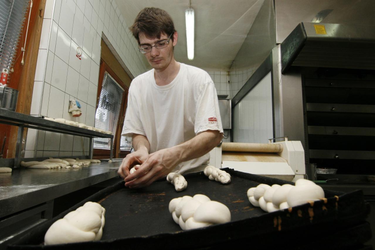 \'11.08.2010., Koprivnica - Foografija za tekst o upisima u srednje skole, tijekom kojih ni jedan ucenik nije pokazao zanimanje za pekarsko zvanje. Photo: Marijan Susenj/PIXSELL\'
