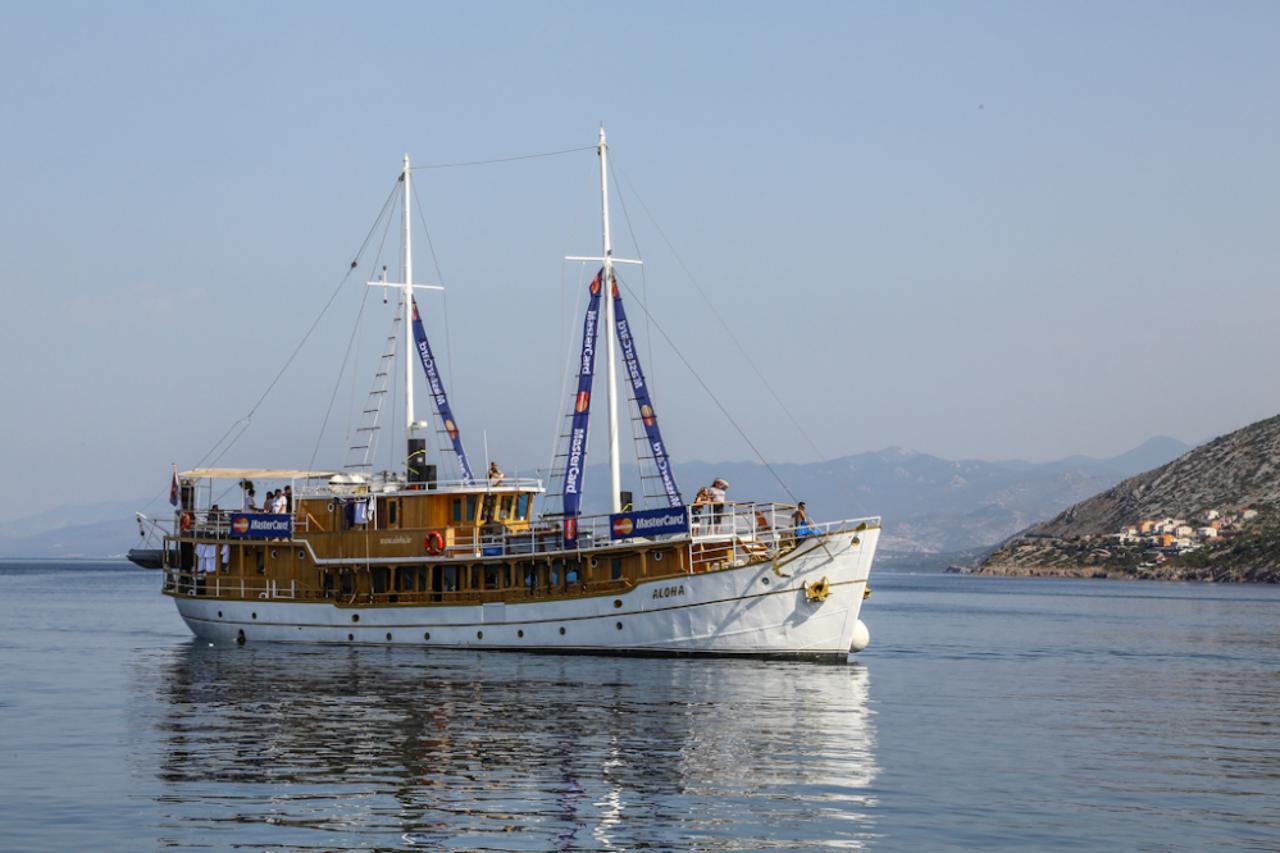 brod knjižara 2012. , kraj plovidbe